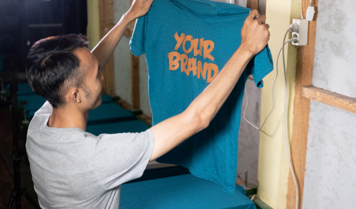 20 Print On Demand Shopify Store Examples